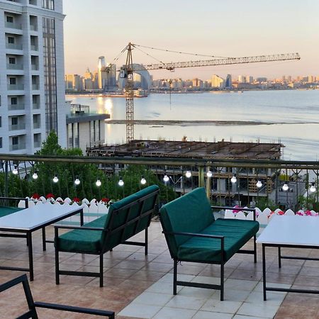 Nur Hotel & Terrace Cafe Баку Екстериор снимка