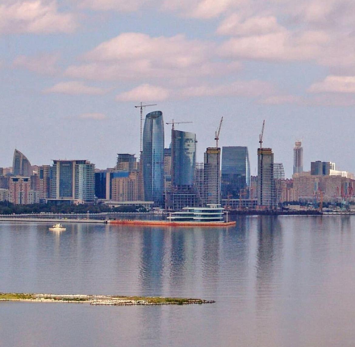 Nur Hotel & Terrace Cafe Баку Екстериор снимка